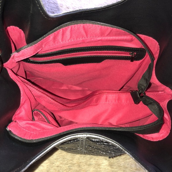 Shoulder bag - Picture 3 of 3